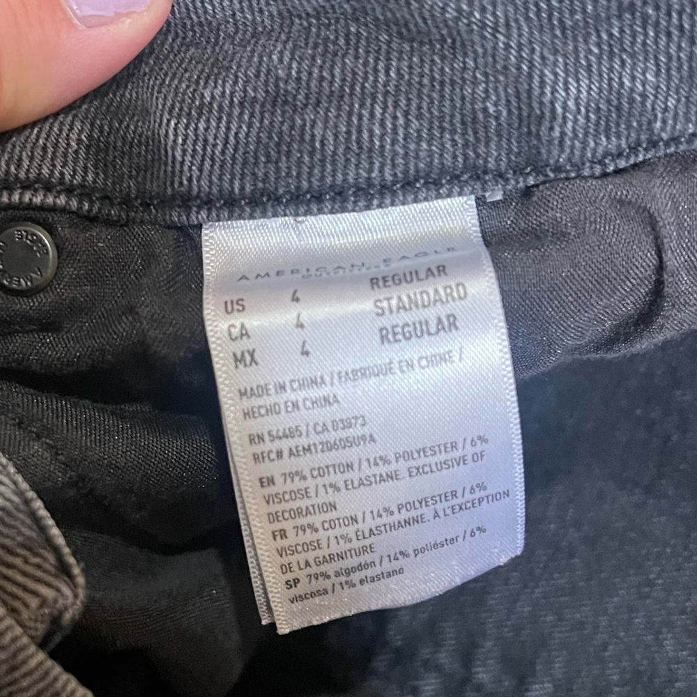 American Eagle High-Rise Charcoal Black Jeans - Picture 3 of 4